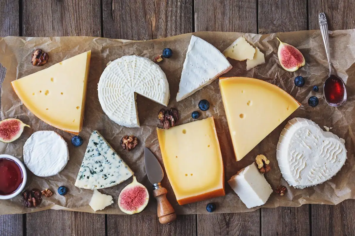Le plateau de fromage (A Tinella) + ses minis pains